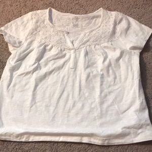 Women’s White top